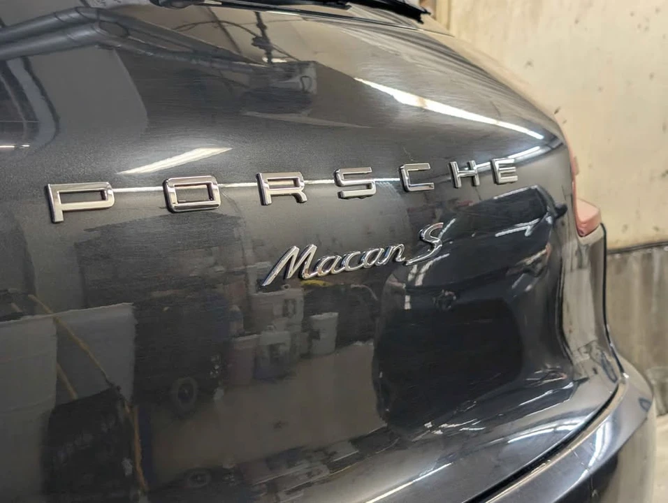 2018 Porsche Macan - Image 6 of 12