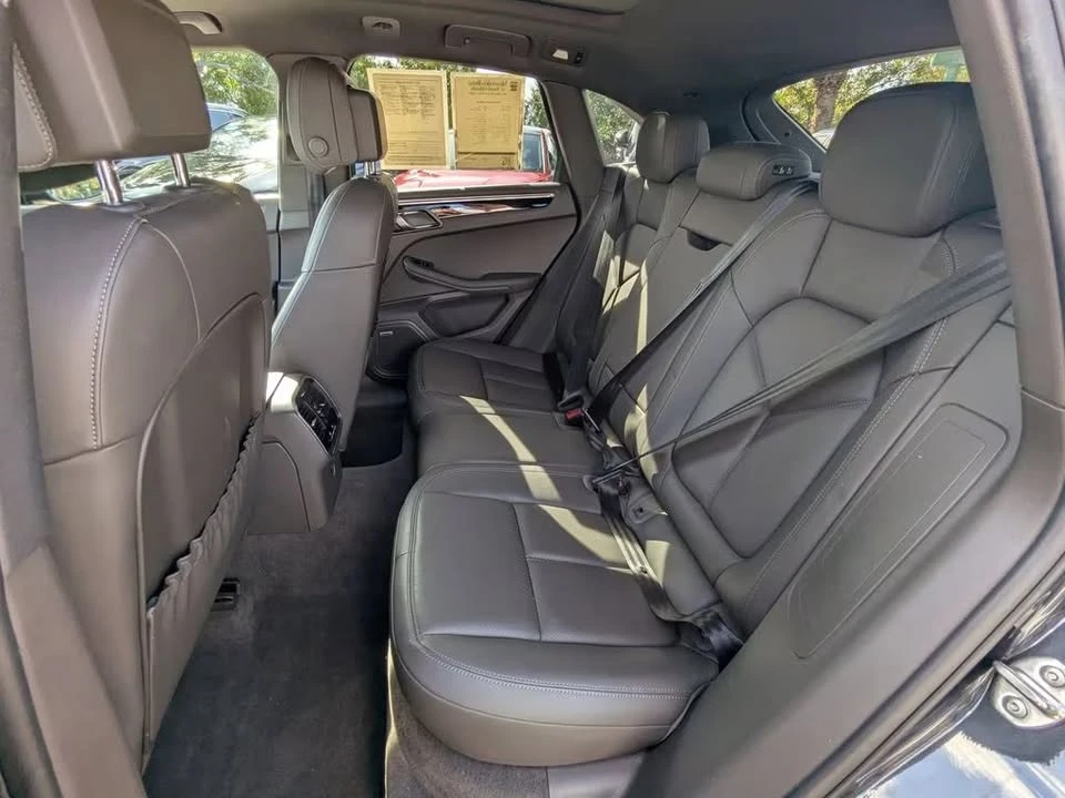 2018 Porsche Macan - Image 7 of 8