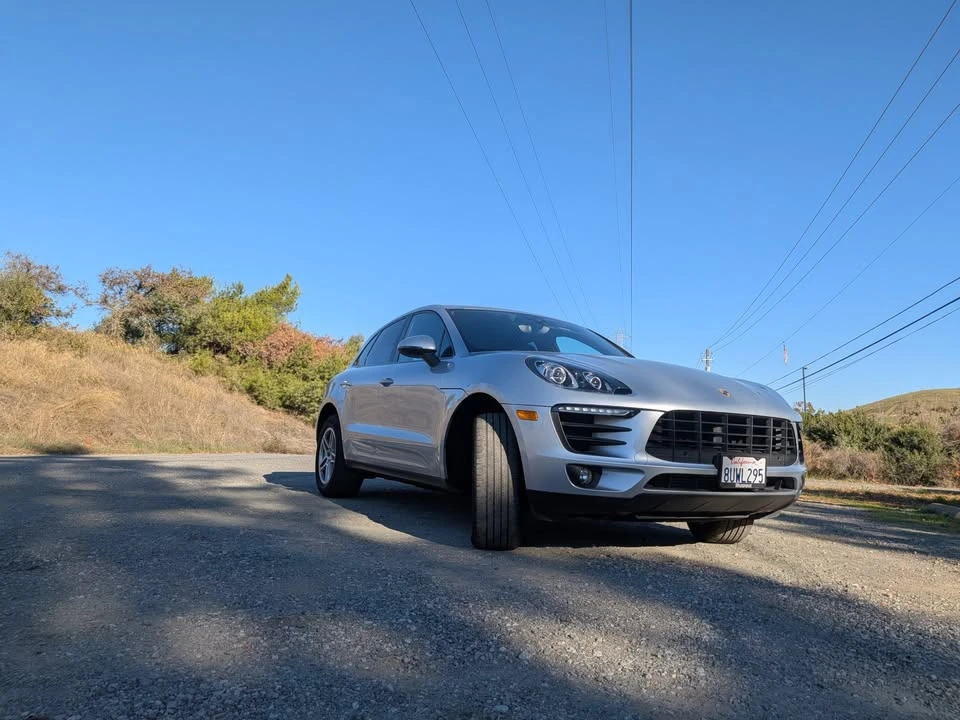 2018 Porsche Macan - Image 3 of 17