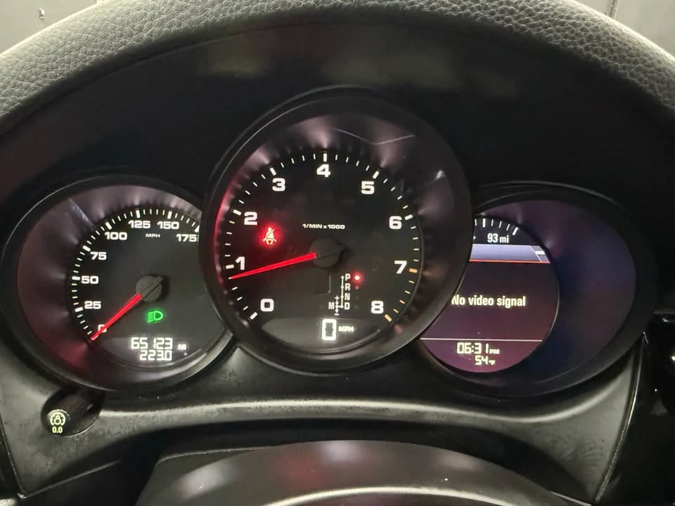 2018 Porsche Macan - Image 10 of 18