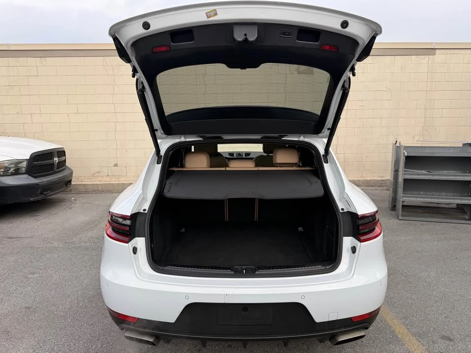 2018 Porsche Macan - Image 5 of 15