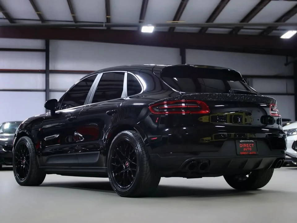 2018 Porsche Macan - Image 17 of 20