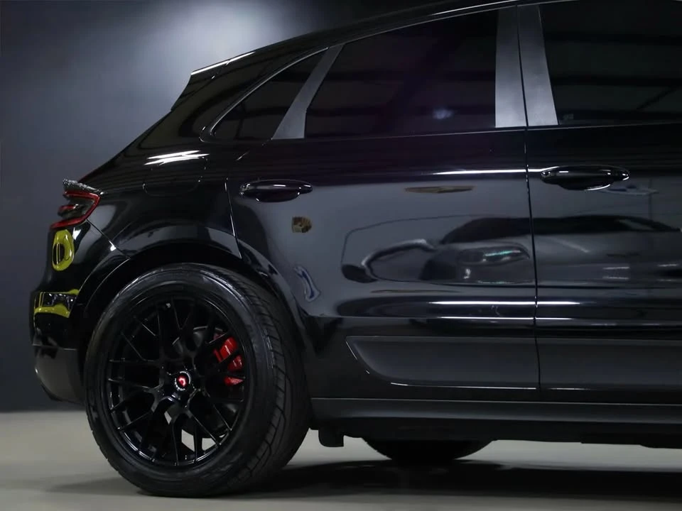2018 Porsche Macan - Image 10 of 20