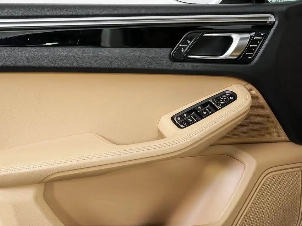 2018 Porsche Macan - Image 4 of 19