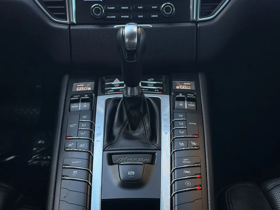 2018 Porsche Macan S - Image 13 of 20