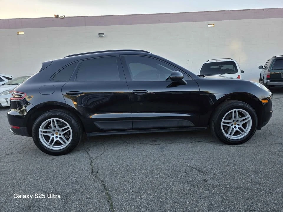 2018 Porsche Macan - Image 8 of 20