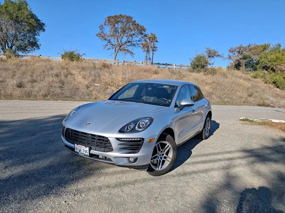 2018 Porsche Macan - Image 2 of 17