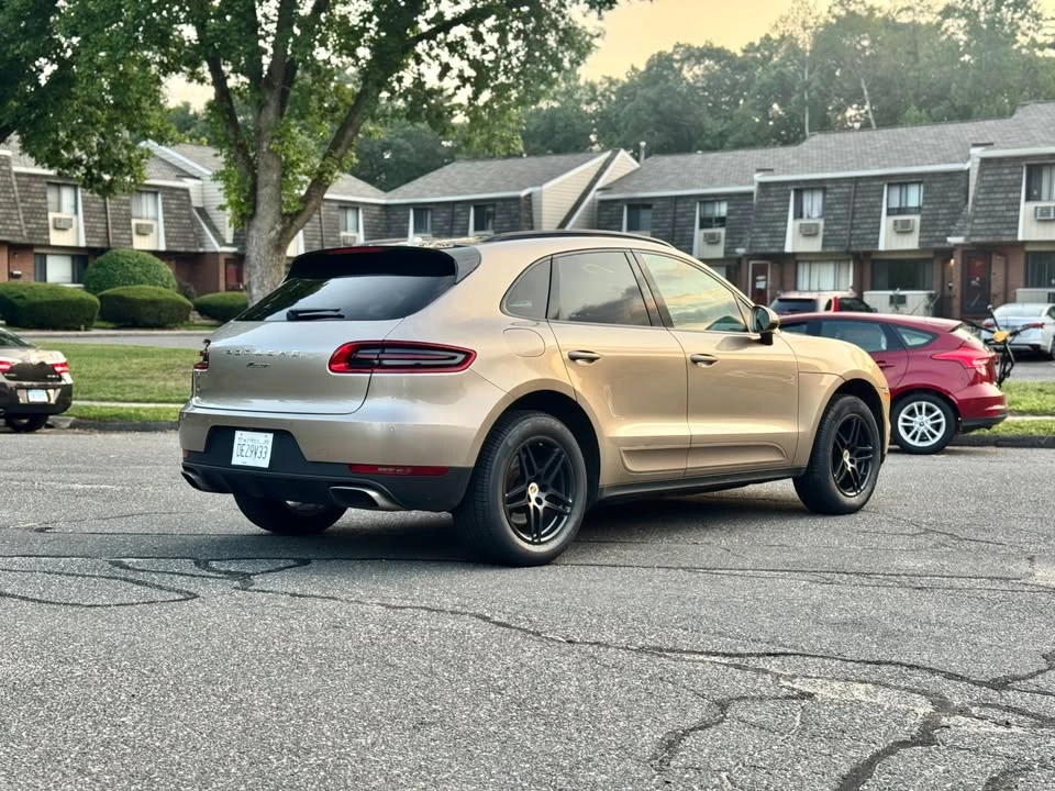 2018 Porsche Macan - Image 6 of 18