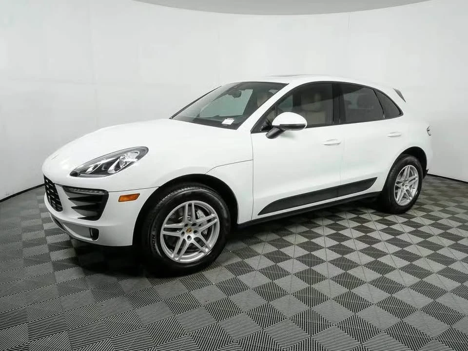 2018 Porsche Macan - Image 2 of 19