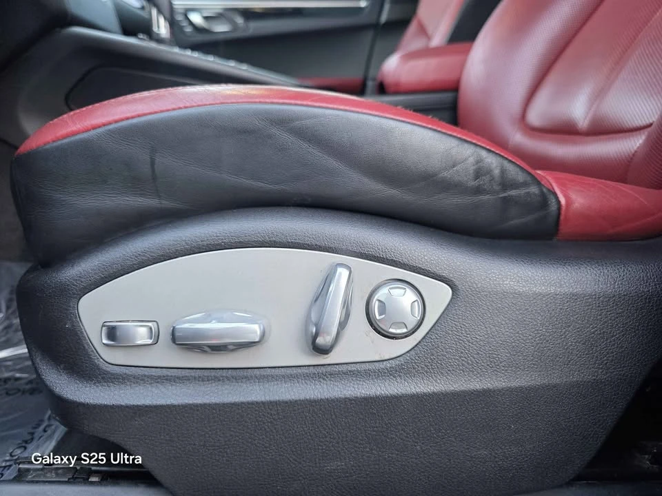 2018 Porsche Macan - Image 14 of 20