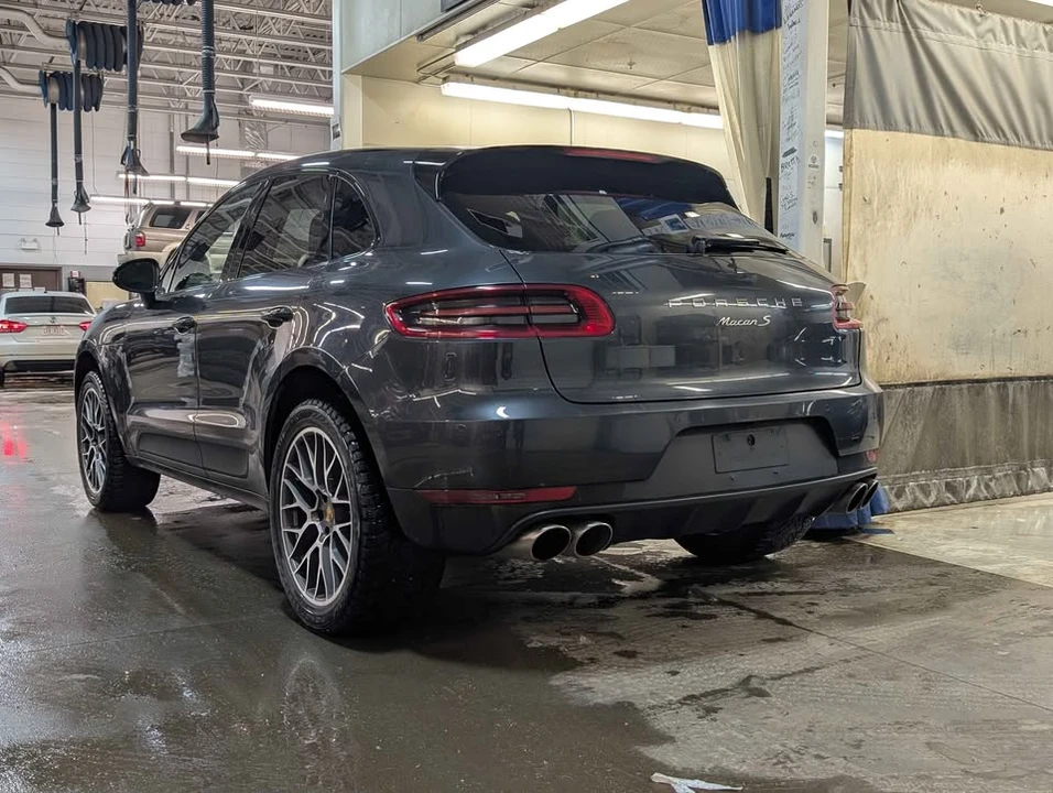 2018 Porsche Macan - Image 5 of 12