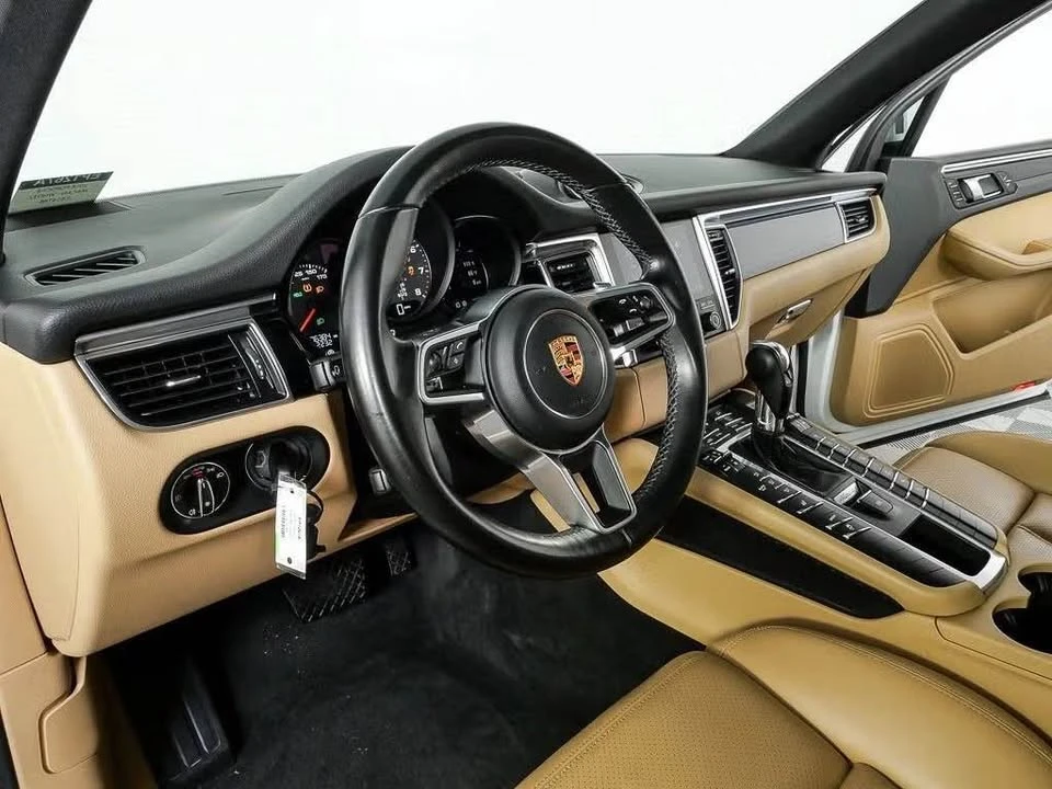 2018 Porsche Macan - Image 6 of 19