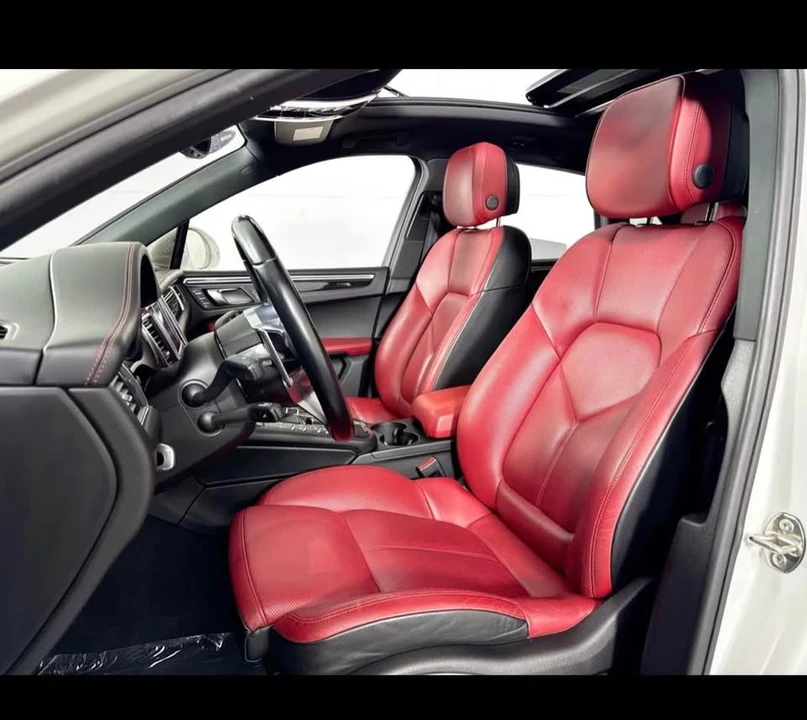 2018 Porsche Macan - Image 11 of 12