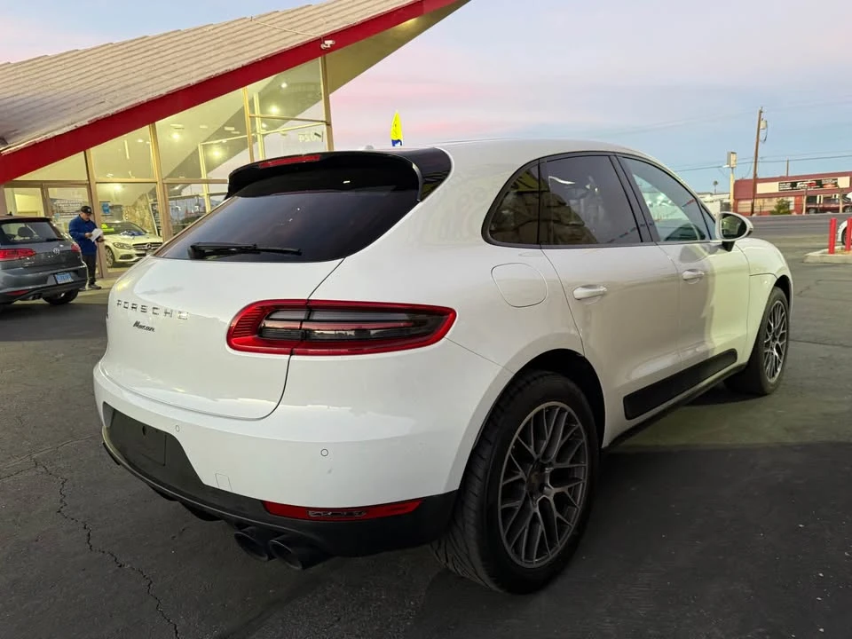 2018 Porsche Macan - Image 5 of 17