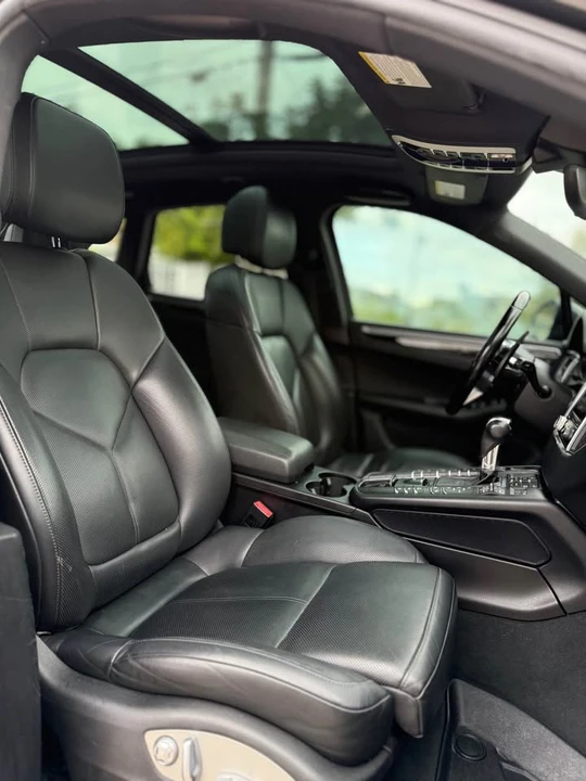 2018 Porsche Macan - Image 5 of 20
