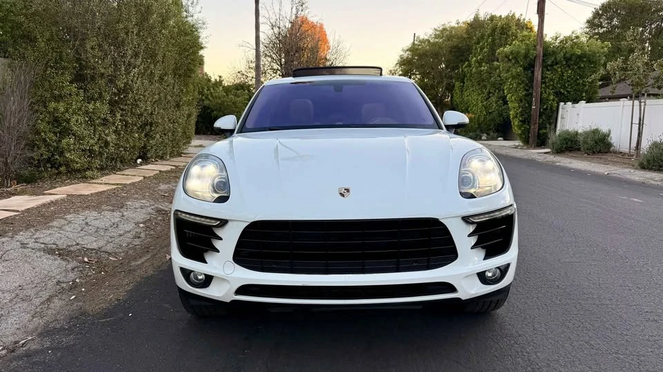 2018 Porsche Macan - Image 20 of 20