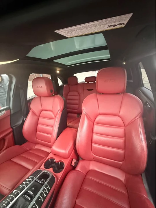 2018 Porsche Macan - Image 4 of 9