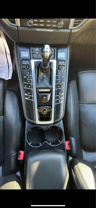 2018 Porsche Macan - Image 4 of 13