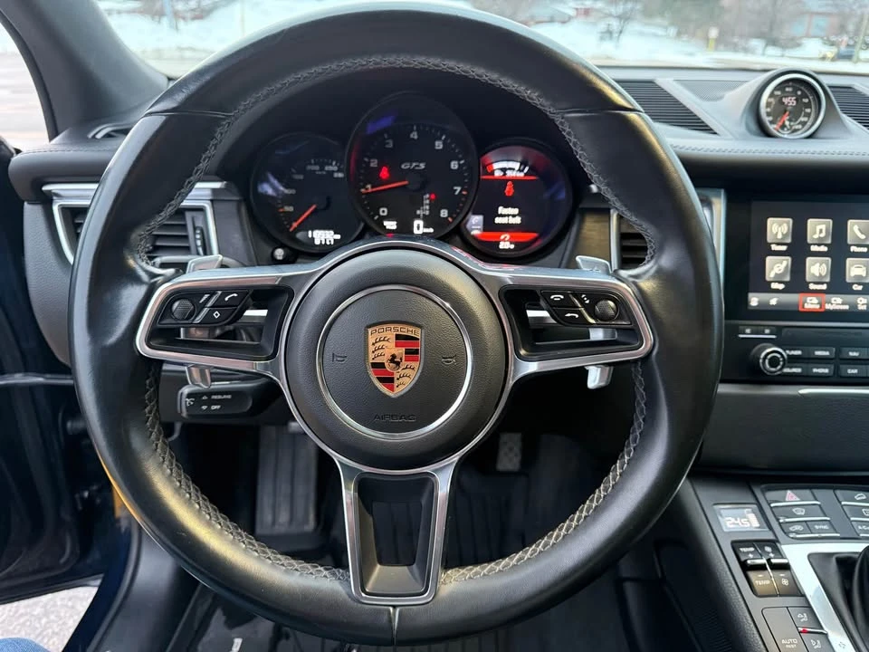 2018 Porsche Macan - Image 11 of 19