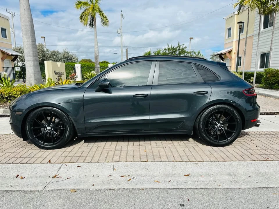 2018 Porsche Macan - Image 8 of 15