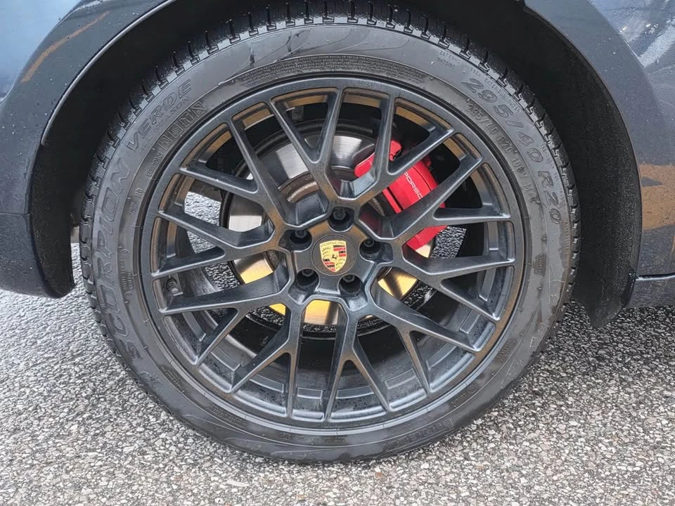 2018 Porsche Macan - Image 19 of 19