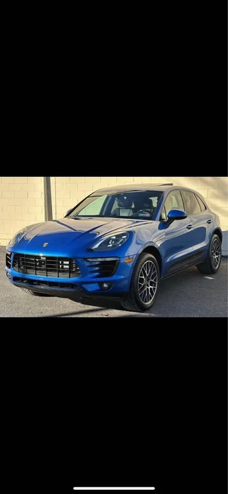 2018 Porsche Macan - Image 11 of 13
