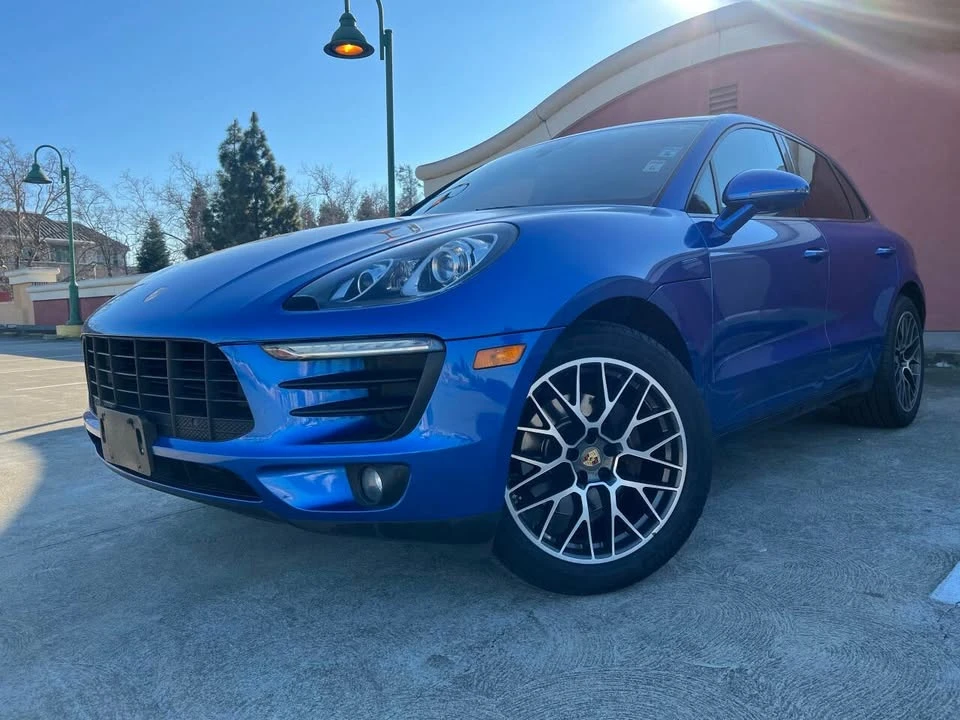 2018 Porsche Macan - Image 2 of 20