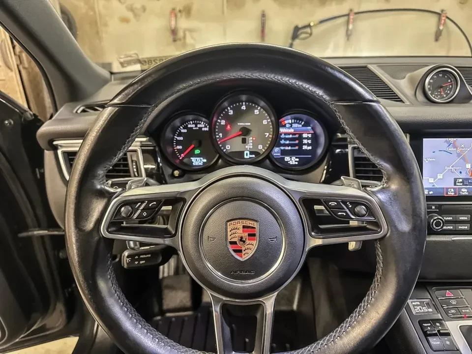 2018 Porsche Macan - Image 7 of 14