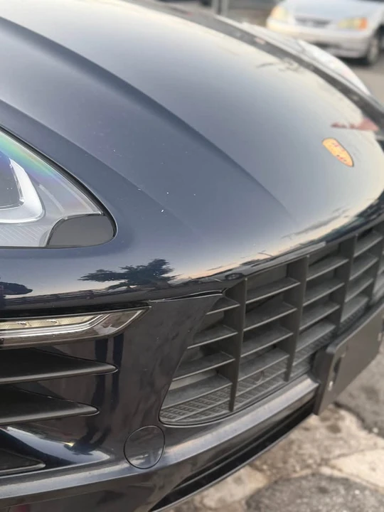 2018 Porsche Macan - Image 2 of 11