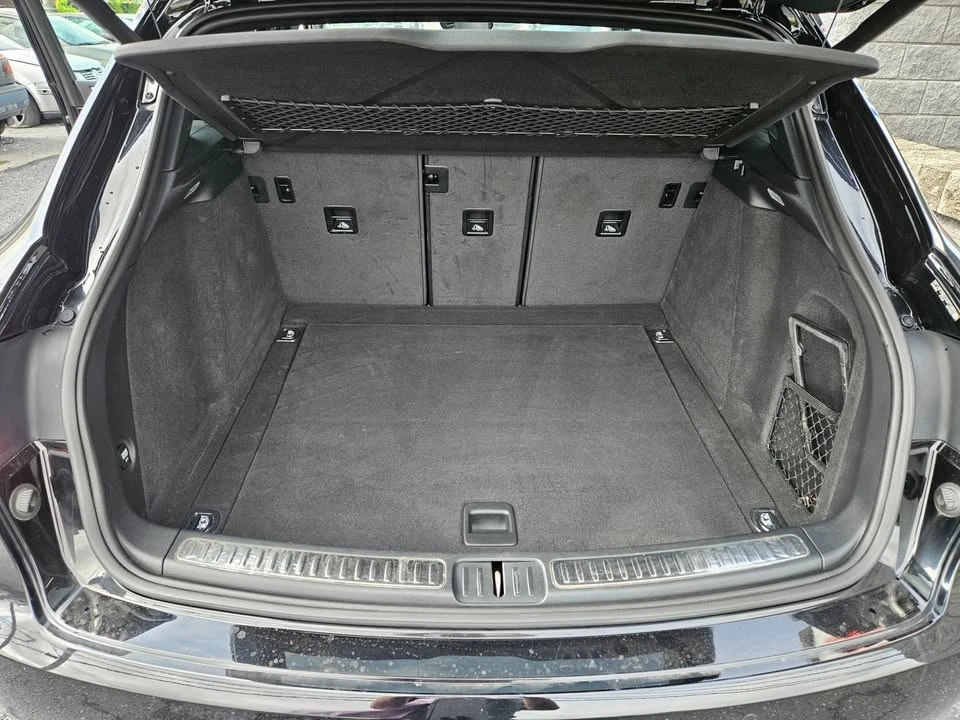 2018 Porsche Macan Turbo - Image 17 of 20