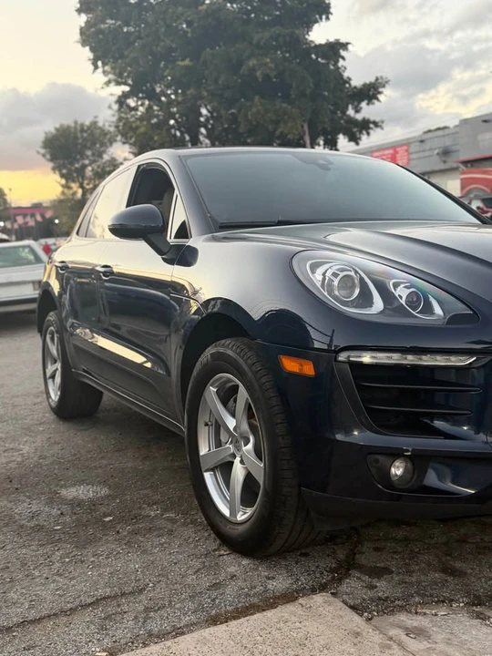 2018 Porsche Macan - Image 3 of 11
