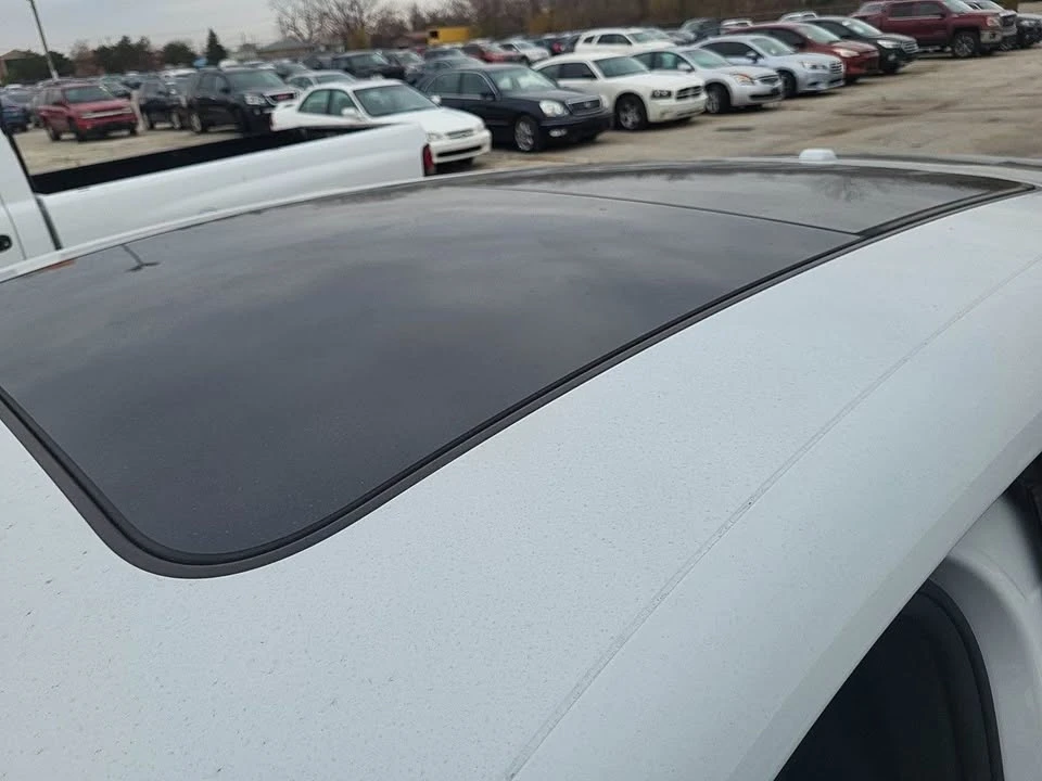 2018 Porsche Macan - Image 6 of 16