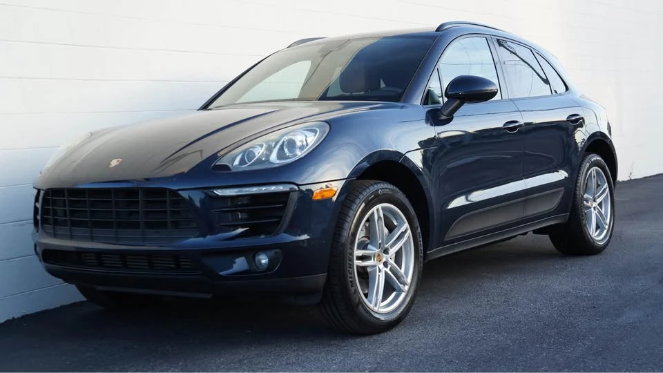 2018 Porsche Macan - Image 2 of 20