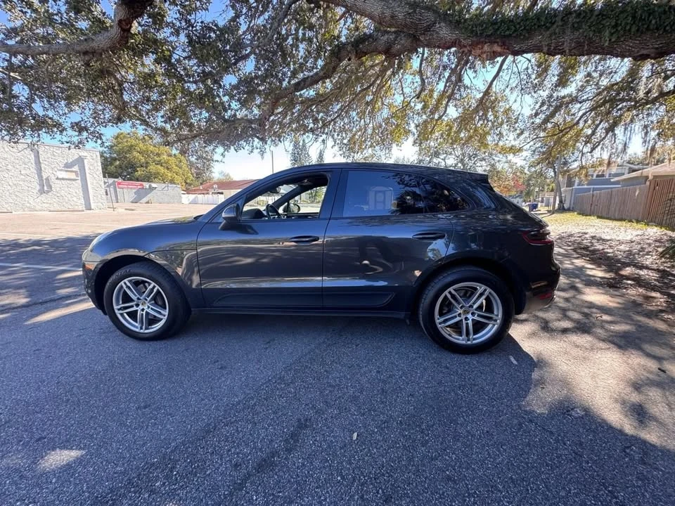 2018 Porsche Macan - Image 2 of 13