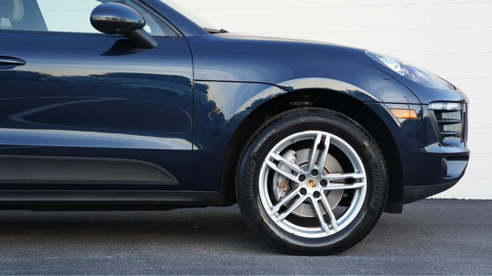 2018 Porsche Macan - Image 7 of 20