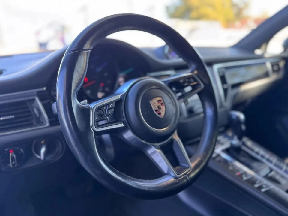 2018 Porsche Macan - Image 8 of 13