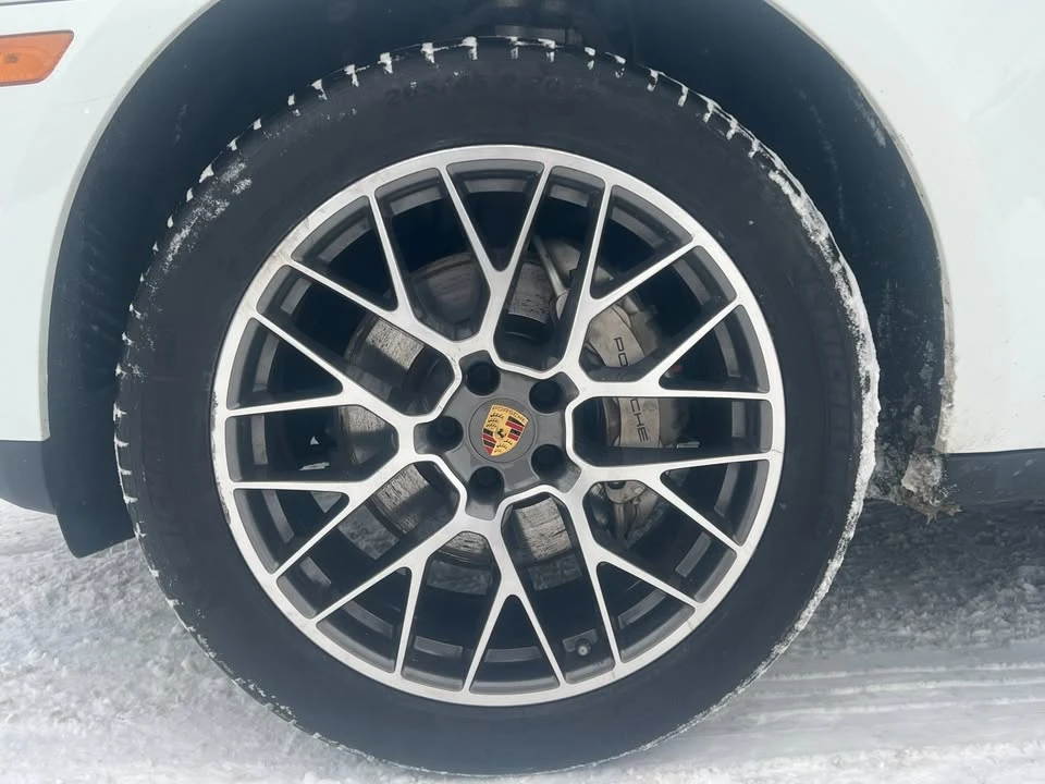 2018 Porsche Macan - Image 19 of 19
