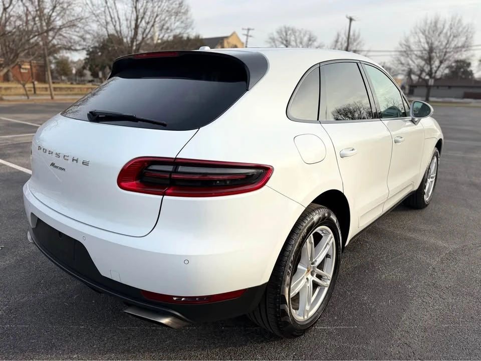 2018 Porsche Macan - Image 5 of 17