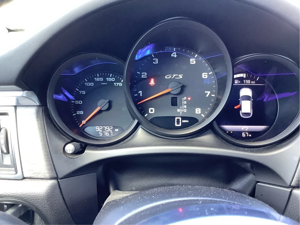 2018 Porsche Macan - Image 19 of 20