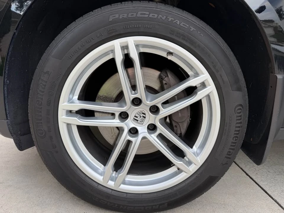 2018 Porsche Macan - Image 8 of 19