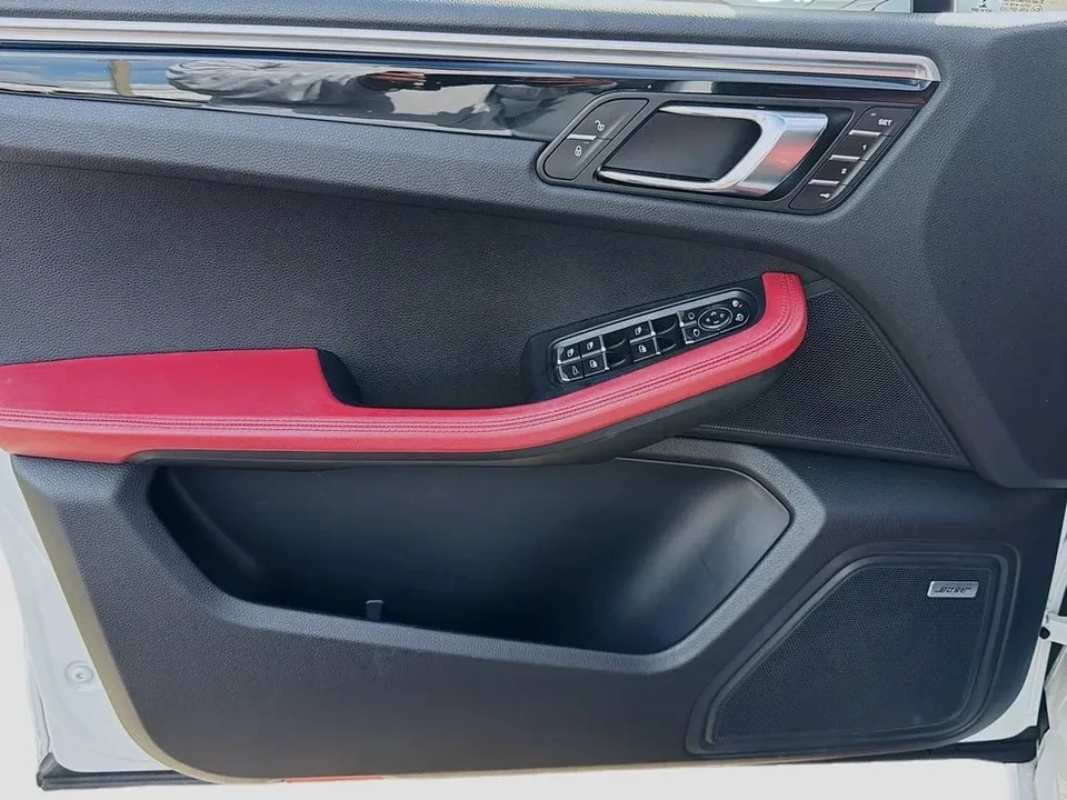 2018 Porsche Macan GTS - Image 12 of 20