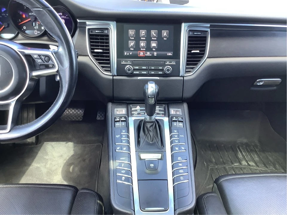 2018 Porsche Macan - Image 14 of 20