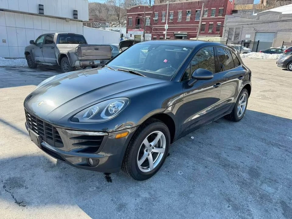 2018 Porsche Macan - Image 9 of 19