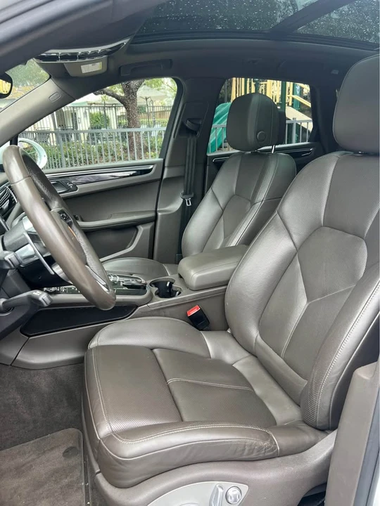 2018 Porsche Macan - Image 6 of 14