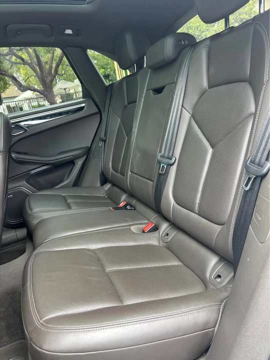 2018 Porsche Macan - Image 10 of 14