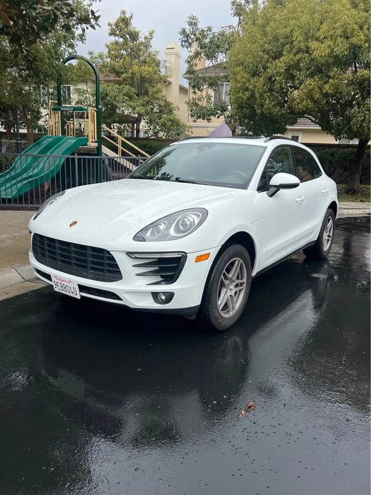 2018 Porsche Macan - Image 4 of 14