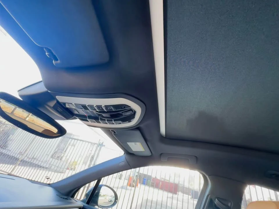 2018 Porsche Macan - Image 10 of 14
