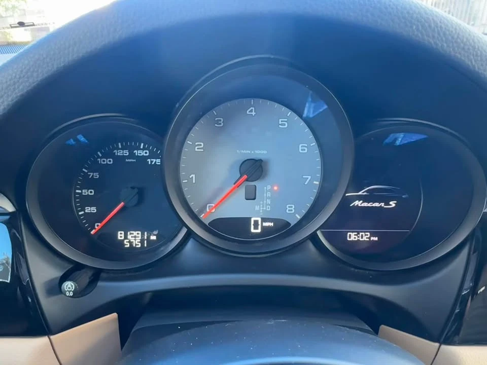 2018 Porsche Macan - Image 13 of 14