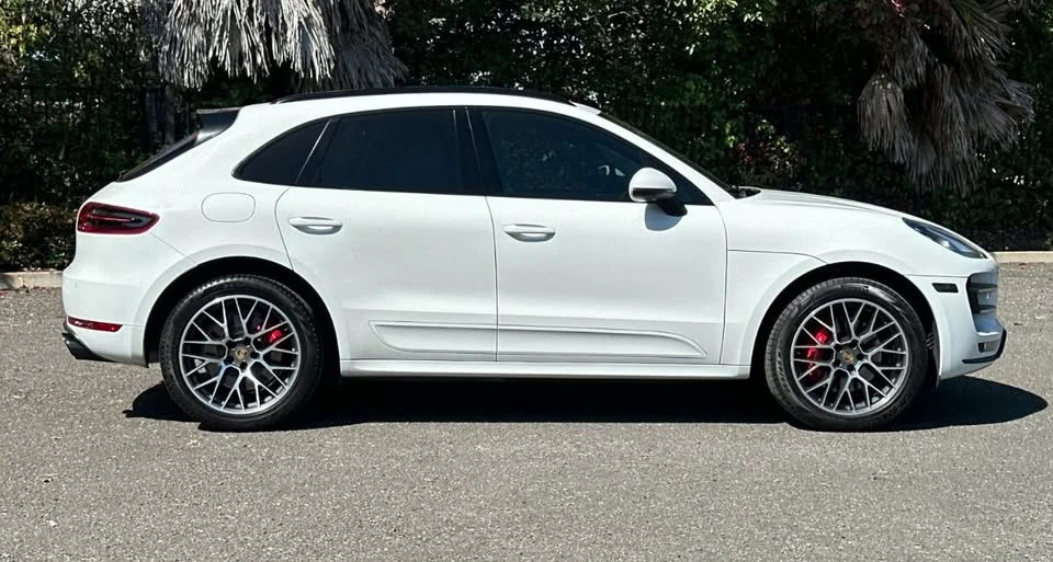 2018 Porsche Macan Turbo - Image 4 of 11
