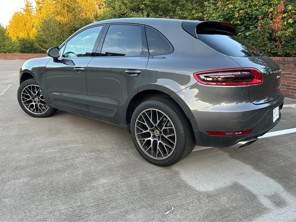2018 Porsche Macan - Image 6 of 16